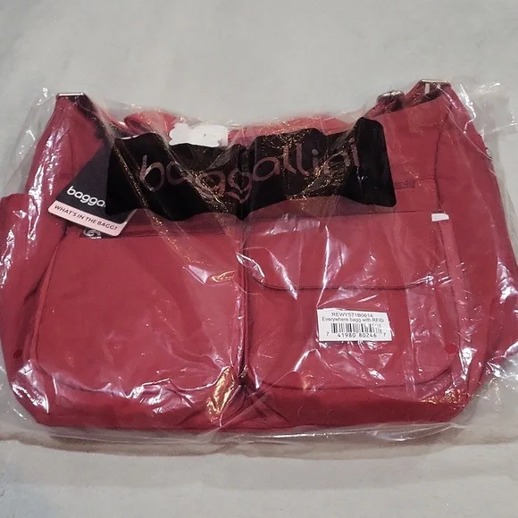 Baggallini Everywhere Bag - Picture 6 of 9